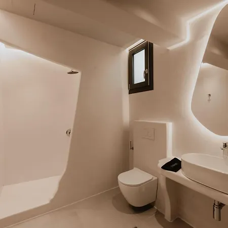 Exquisite Naxos And | 4 Bedrooms | Victoria | Spectacular Sea Views | Private Pool And Hot Tub | Naxos 别墅 *