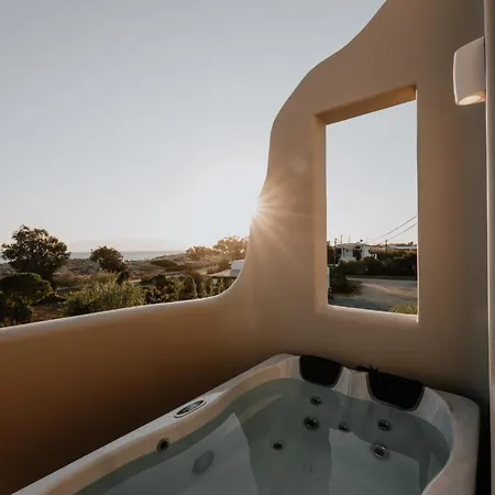 别墅 Exquisite Naxos And | 4 Bedrooms | Victoria | Spectacular Sea Views | Private Pool And Hot Tub | Naxos