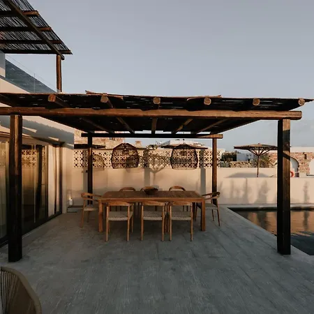Exquisite Naxos And | 4 Bedrooms | Victoria | Spectacular Sea Views | Private Pool And Hot Tub | Naxos 别墅 *